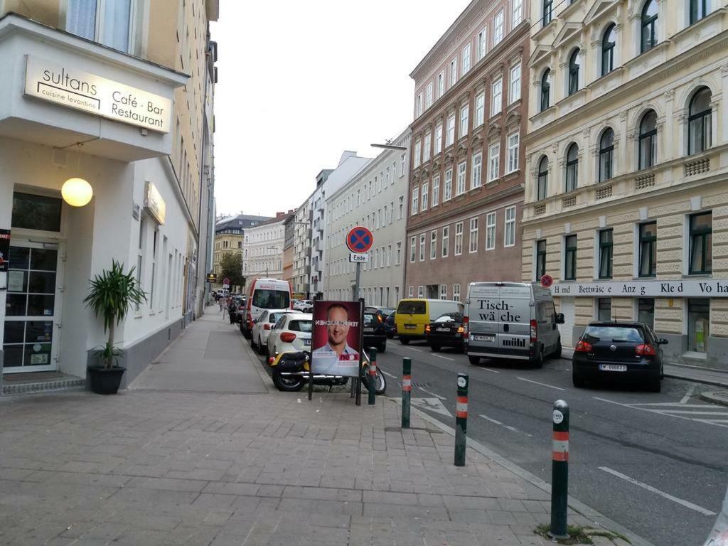 Apartament The White *